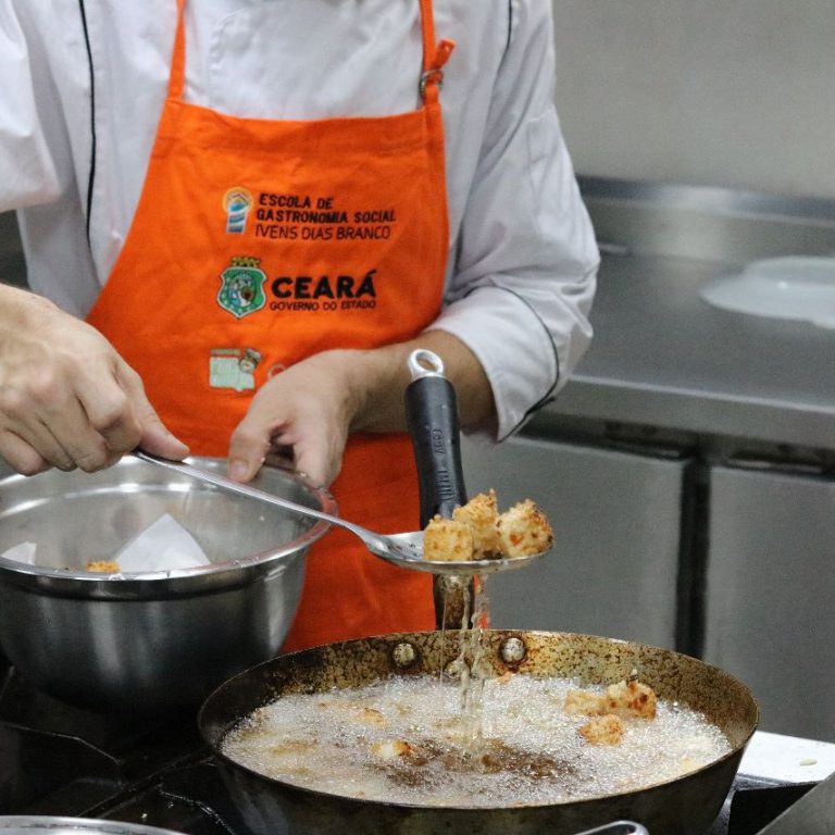 Escola de Gastronomia Social oferta 260 vagas para cursos gratuitos em fevereiro