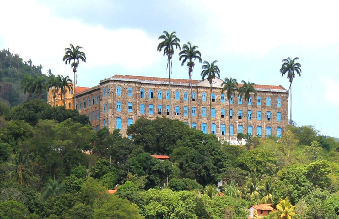 Mosteiro_dos_Jesuítas_no_Maciço_de_Baturité_Easy-Resize.com