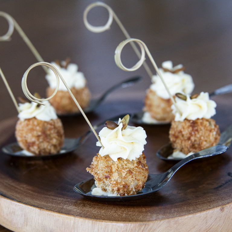 Receita: Surpresa Jeri Defumada (Bolinho de arroz doce, com doce de jerimum defumado e , creme de queijo coalho)